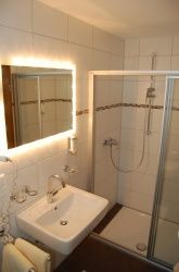 Hotel - Landgasthof Grüner Baum Hotel - Landgasthof Grüner Baum