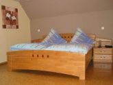 Schlafzimmer 1: Doppelbett 2 m x 2 m. Schlafzimmer 1: Doppelbett 2 m x 2 m.
