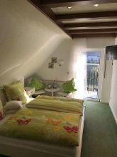 Gästehaus Marientaler Au in Zell an der Mosel Gästehaus Marientaler Au in Zell an der Mosel