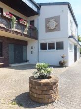 Weingut & Ferienwohnung Hessert Weingut & Ferienwohnung Hessert