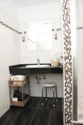 Badezimmer Burgunderwohnung Badezimmer Burgunderwohnung