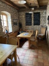 Nieder-Olmer Weinstube Nieder-Olmer Weinstube