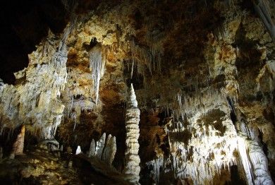 Erdmannshöhle