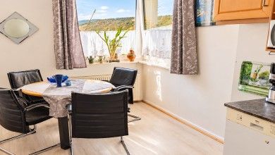 Villa Gast Salmagundi – Gruppenferienwohnung am Mittelrhein für 14 Erwachsene + 2 Kinder