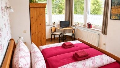 Villa Gast Salmagundi – Gruppenferienwohnung am Mittelrhein für 14 Erwachsene + 2 Kinder