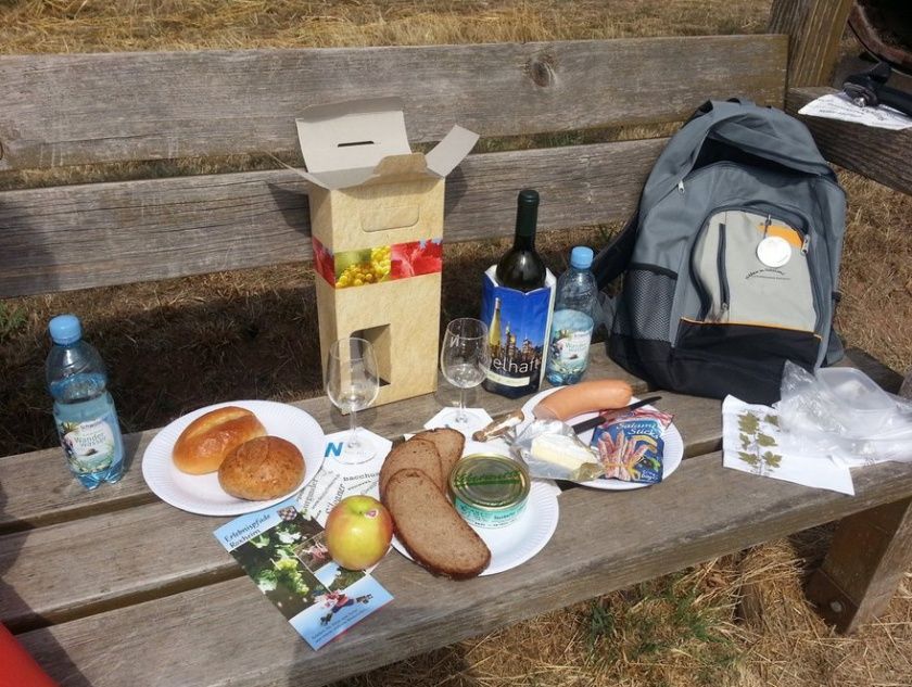Weingut, Gästehaus und Straußwirtschaft Merz