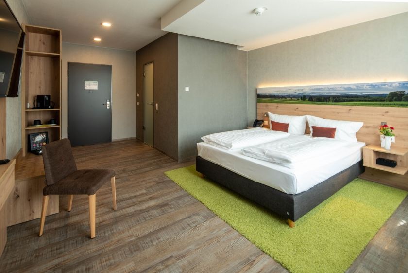 Willkommen im Hotel Schlossberg Wehingen – Erholung mit Weitblick auf der Schwäbischen Alb