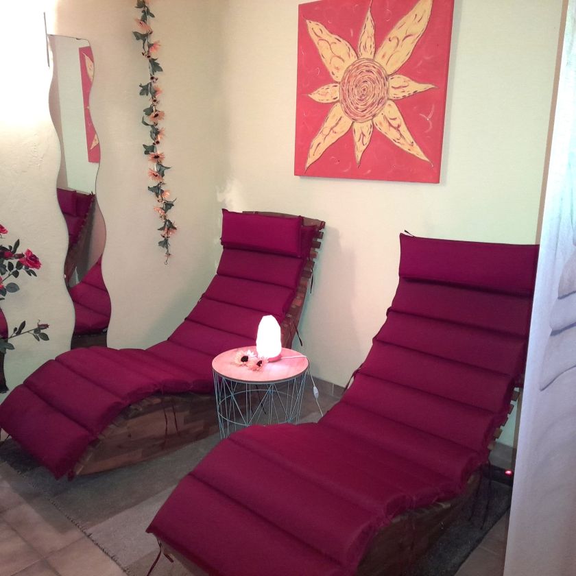 Ferienwohnung Sonnenblume mit Sauna, Garten, Liegewiese