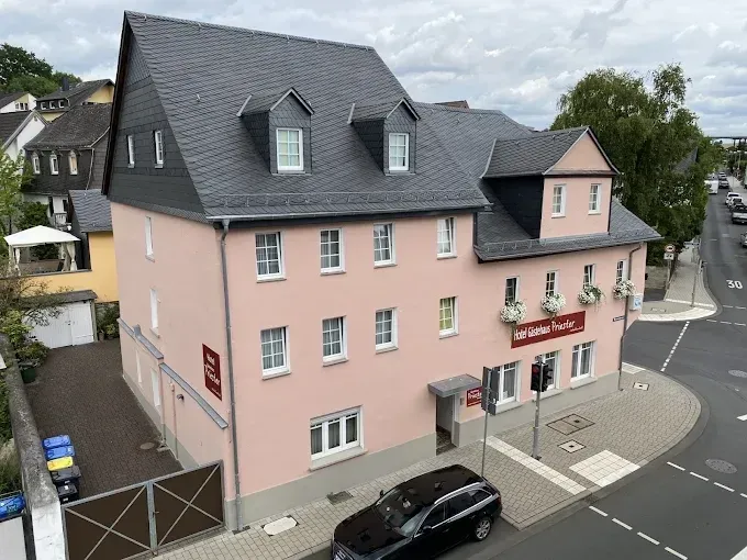 Hotel-Pension Gästehaus Priester Hotel-Pension Gästehaus Priester