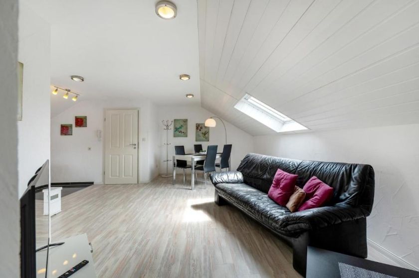 Pension, Ferienwohnungen und Restaurant Golsong