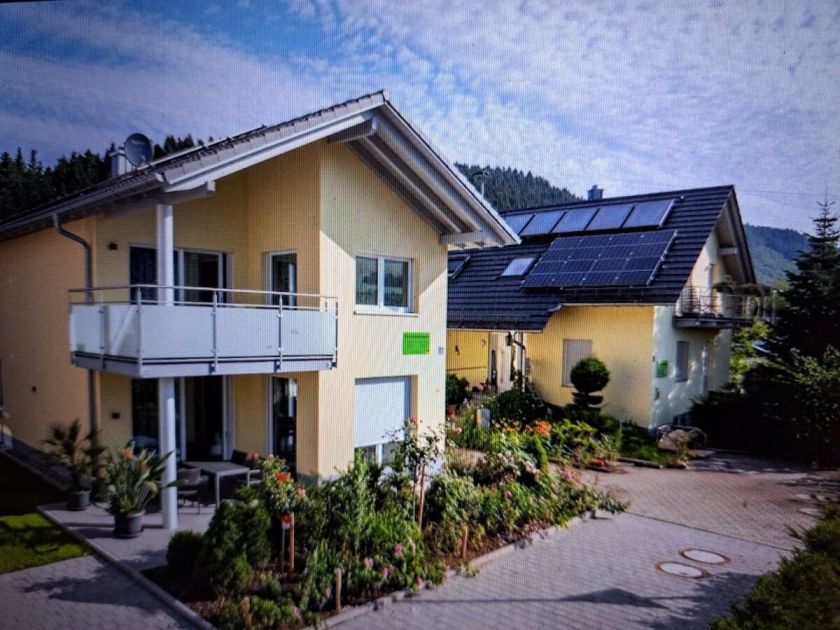 Ferienwohnung Im Rosengarten Männle und Pfetzer GbR 2 und 3