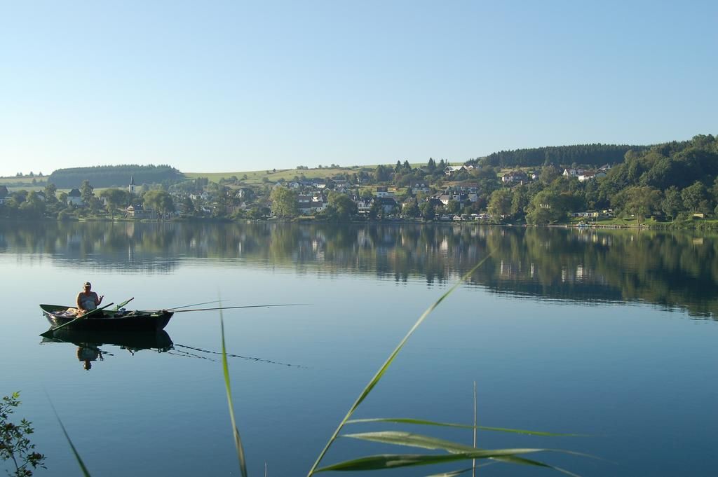 Hotel - Cafe Maarblick in der Vulkaneifel - UFERZONE14
