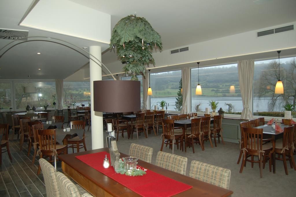 Hotel - Cafe Maarblick in der Vulkaneifel - UFERZONE14