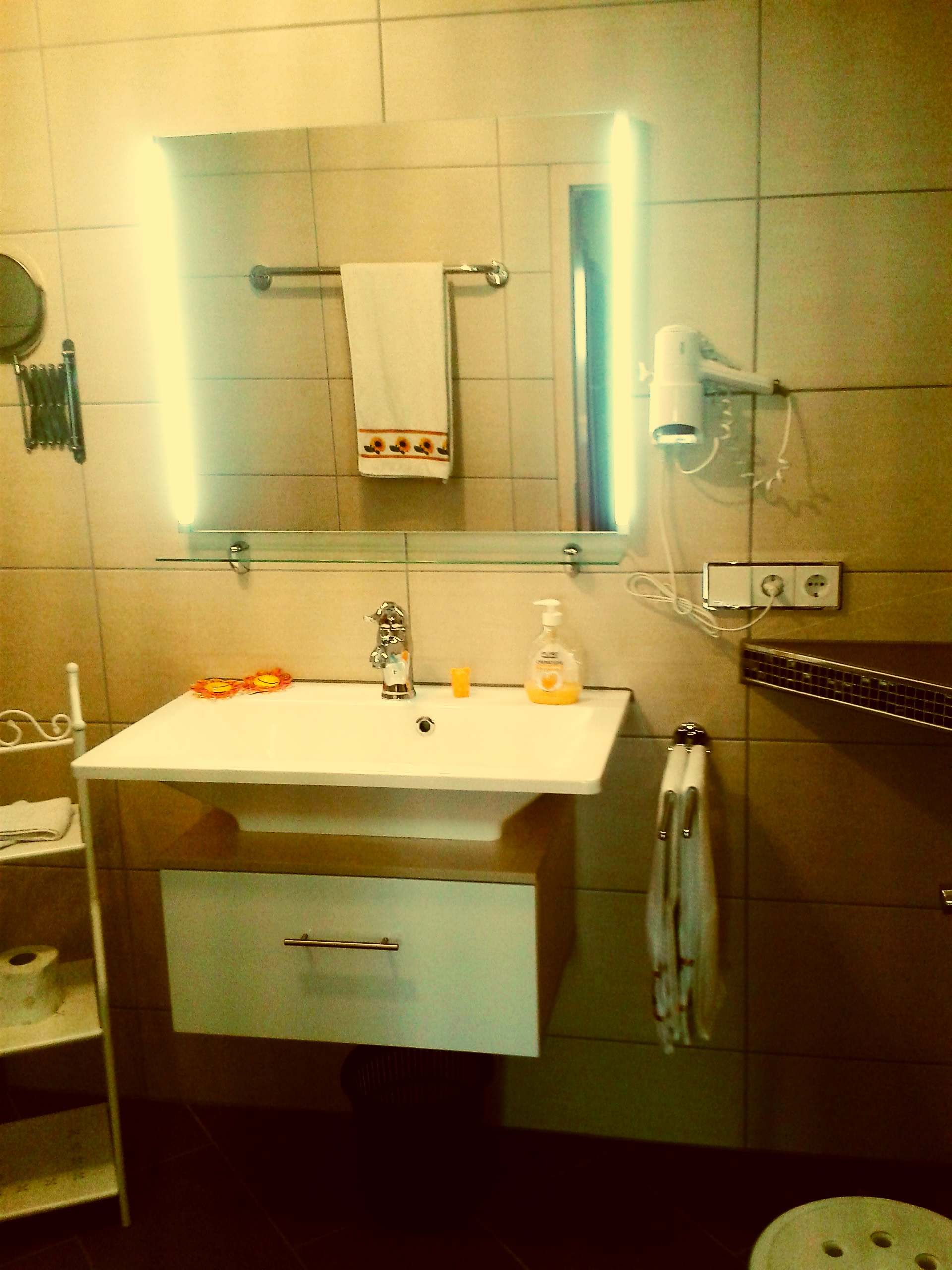 Ferienwohnung Sonnenblume mit Sauna, Garten, Liegewiese