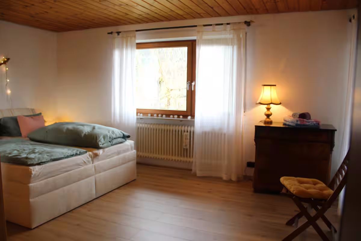 Große Wohnung mit Balkon Sulzbergblick