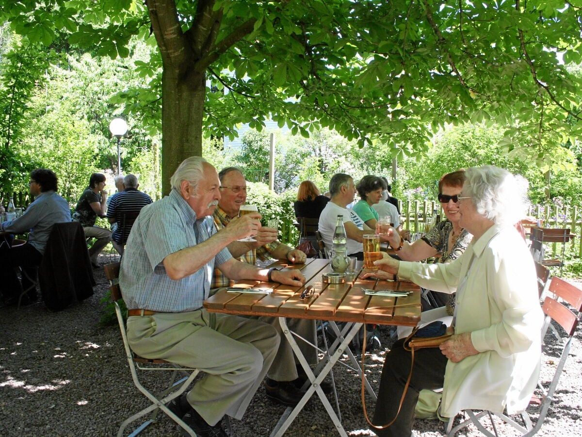 Gartenwirtschaft / Biergarten