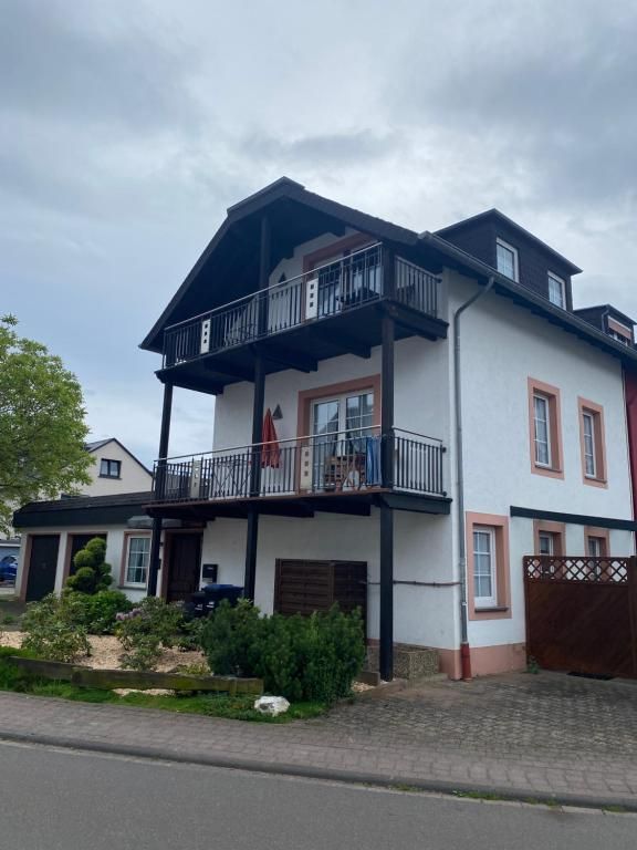 Ferienwohnung zum Nussbaum