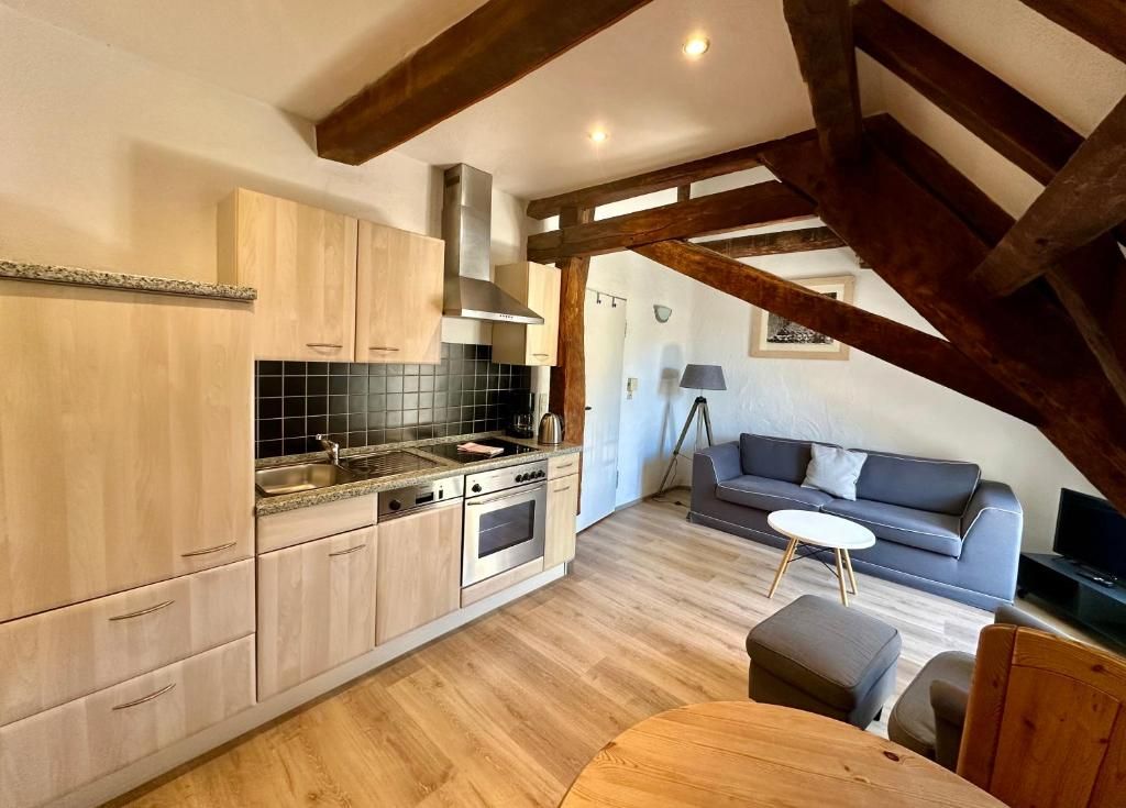 Mosel Ferienwohnung im Weingut Borchert – Springiersbacher Hof