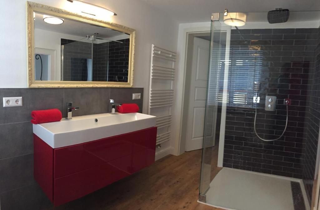 Mosel Ferienwohnung im Weingut Borchert – Springiersbacher Hof