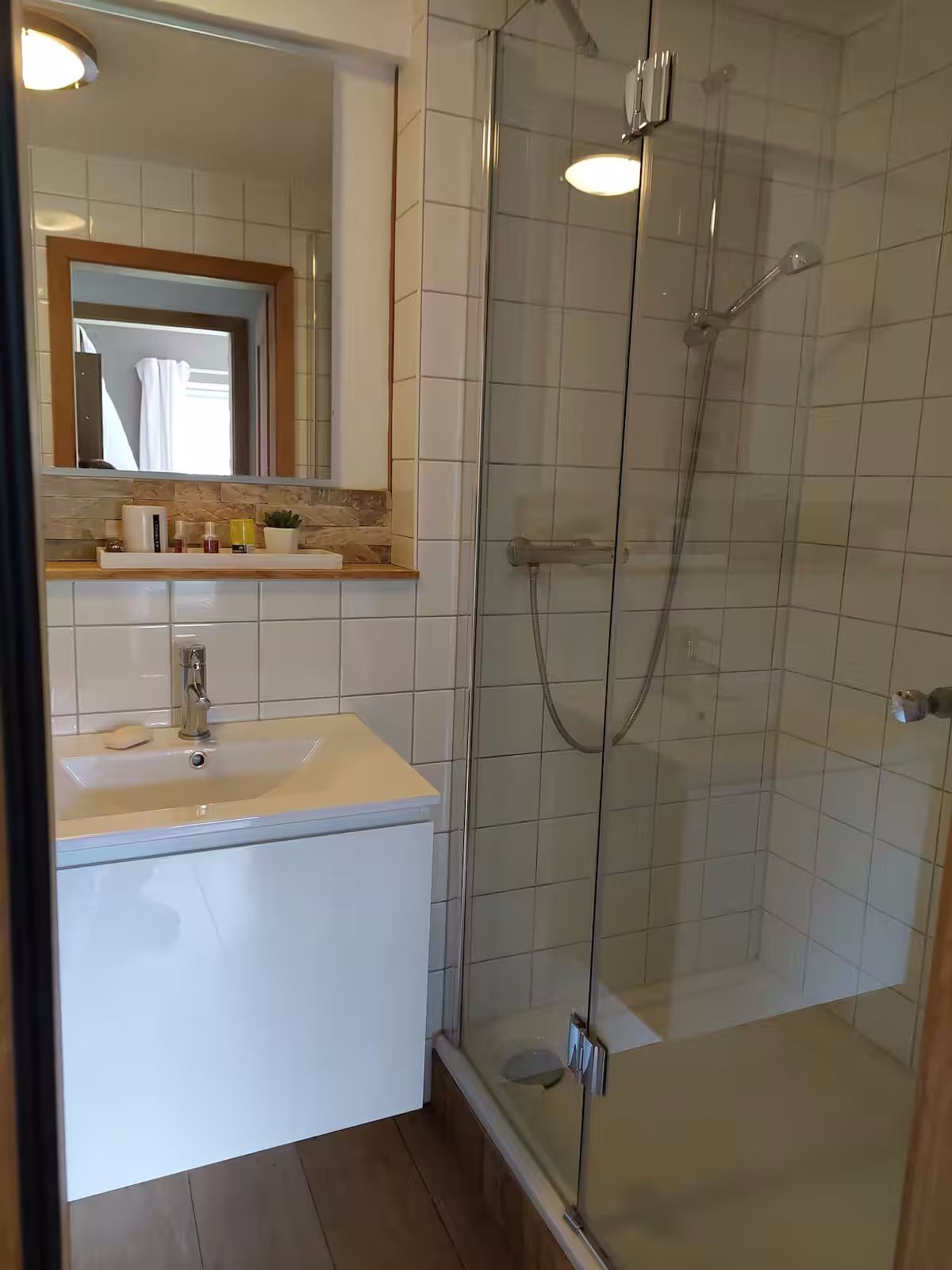 Duschbad Zimmer 3+ 4