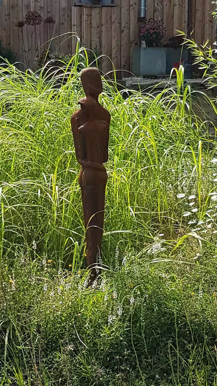 Skulptur am Teich