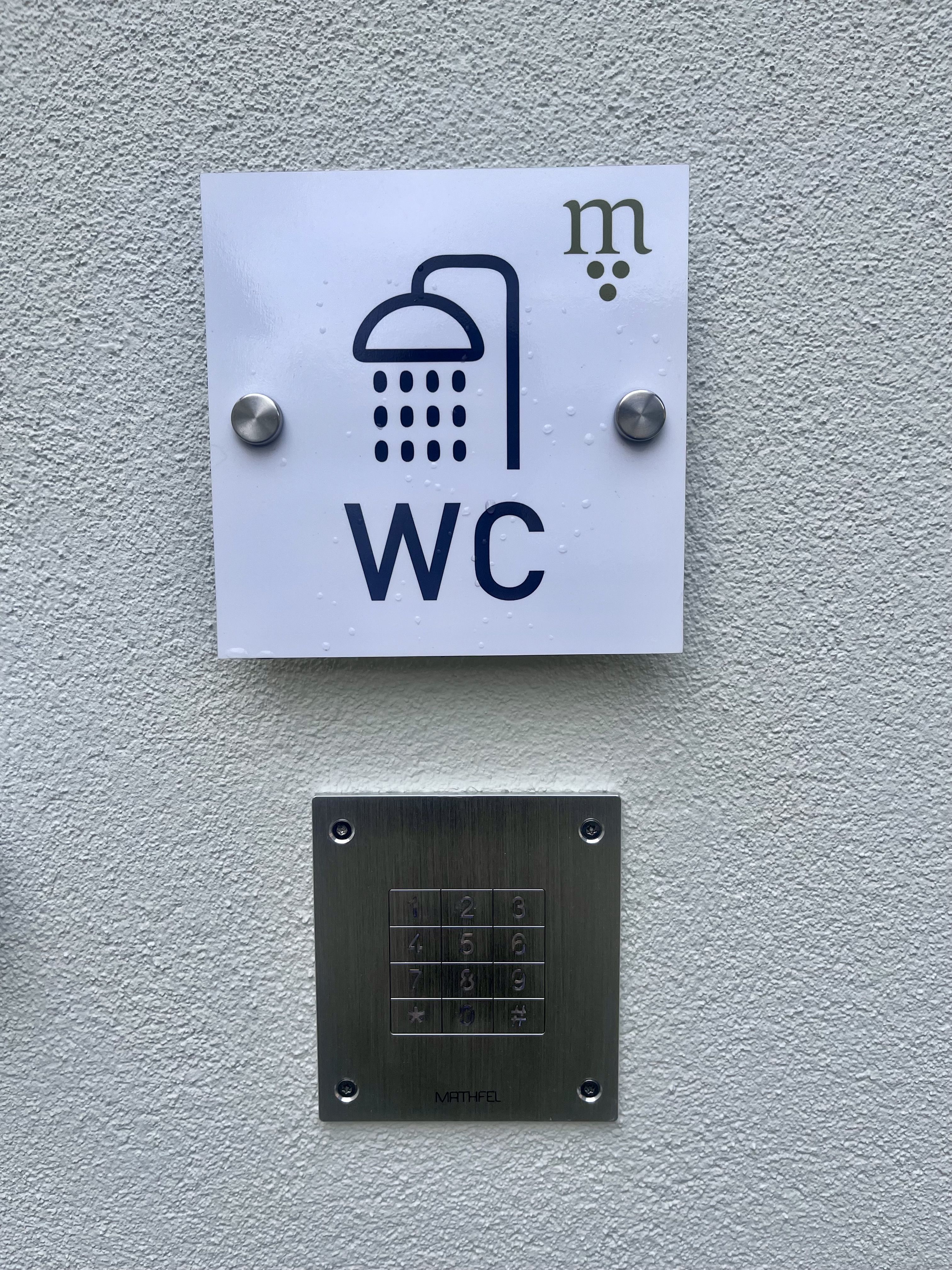 Toiletten/Dusch - Wohnmobilstellplatz
