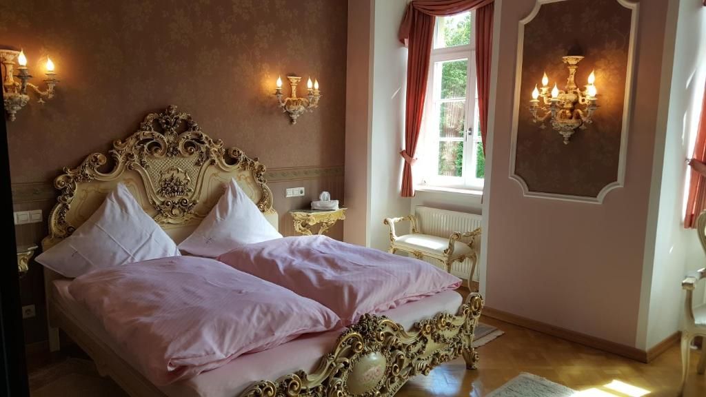 Hotel Schloss Sennfeld