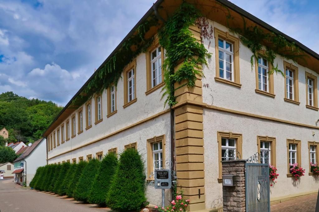Hotel Schloss Sennfeld