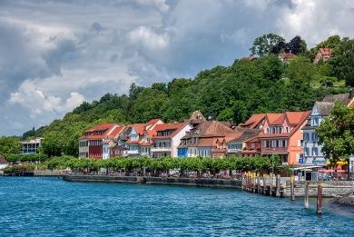 Hotels, Campingplätze und Ferienwohnungen in Meersburg am Bodensee Hotels, Campingplätze und Ferienwohnungen in Meersburg am Bodensee