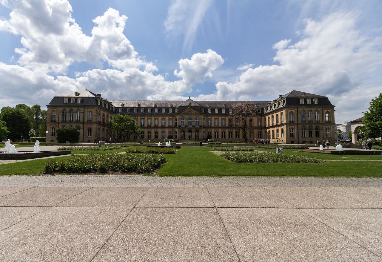 castle-622065_1280.jpg