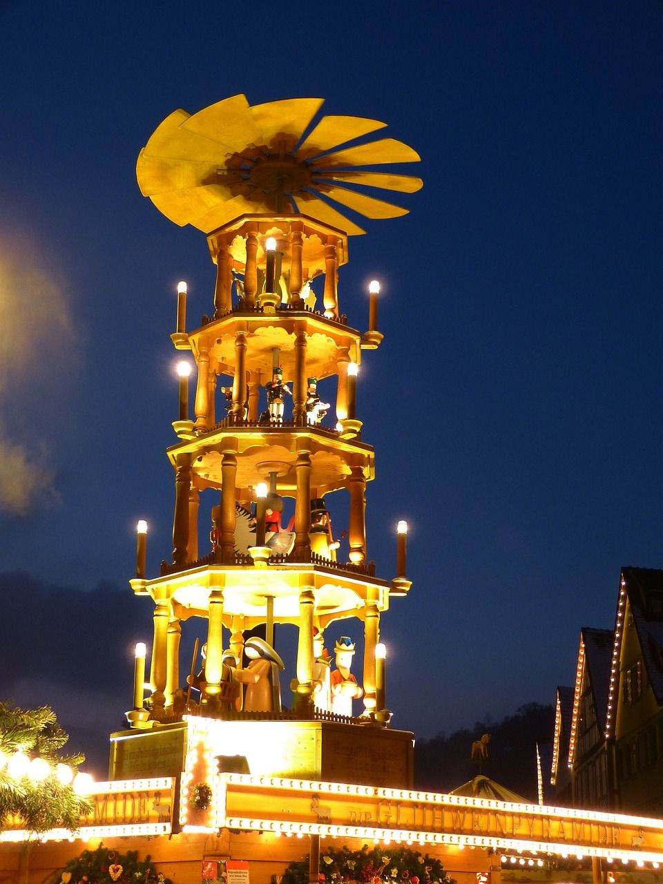 Goldener Weihnachtsmarkt Pforzheim